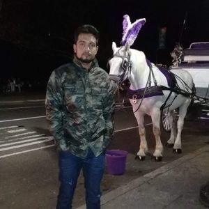 Meet your Posher, Hasan